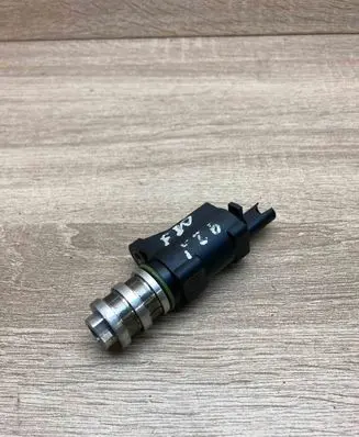 BMW 3 G20 G21 Turbo solenoid valve 7639993