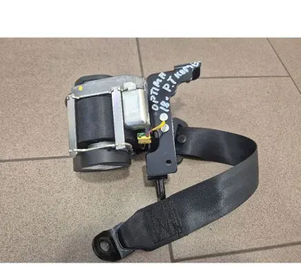 KIA Optima Rear seatbelt 89820D4700