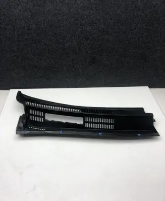 Toyota Prius (XW20) Wiper trim 5578147060