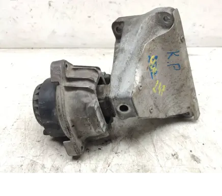 BMW 5 F10 F11 Engine mount bracket 2211677737104