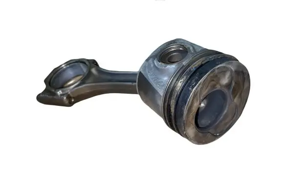 Volkswagen Golf IV Piston with connecting rod 045CDE