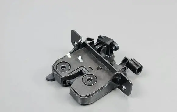 Dacia Sandero II Tailgate/trunk/boot lock/catch/latch 40707205 905039605R
