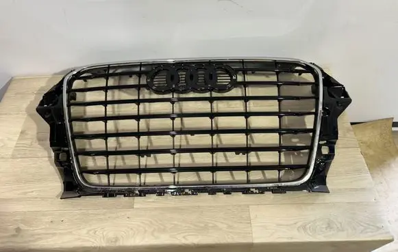 Audi A3 S3 8V Front bumper upper radiator grill 8V5853651B