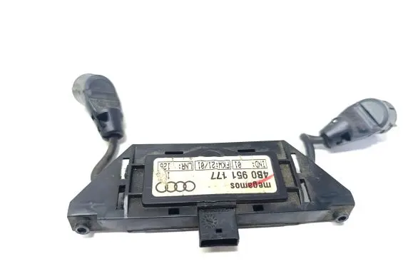 Audi A6 S6 C5 4B Alarm control unit/module 4B0951177