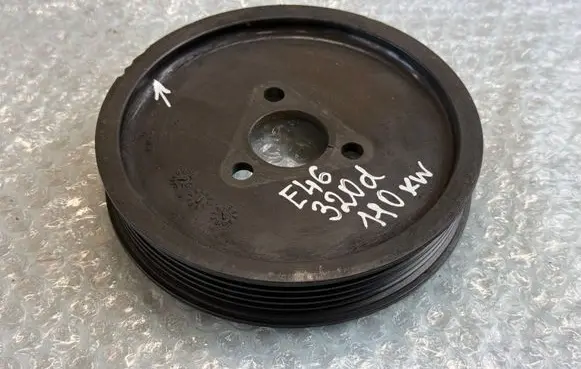 BMW 3 E46 Power steering pump pulley 7787106 32417787106
