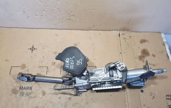 Ford Focus Steering wheel axle JX6C3D077MA