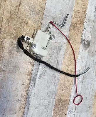 Audi A6 S6 C5 4B Central locking motor 4B9862153