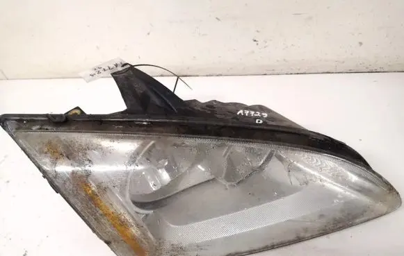 Ford Focus Headlight/headlamp