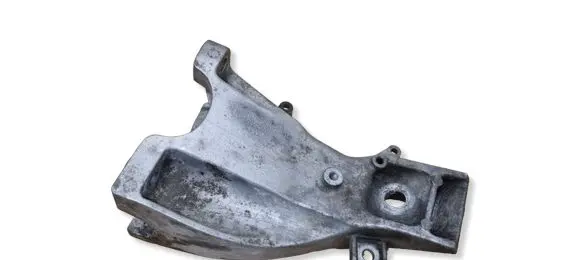 BMW X6 E71 Engine mounting bracket 6780143