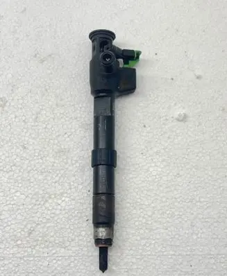 Fuel injector