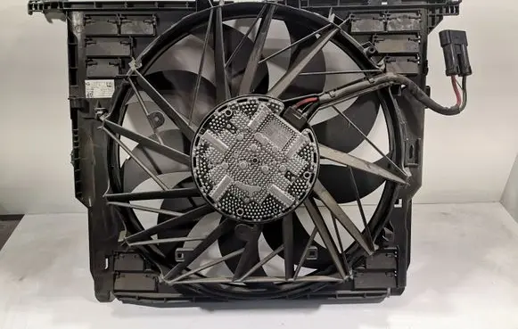 BMW 5 F10 F11 Air conditioning (A/C) fan (condenser) 7575564