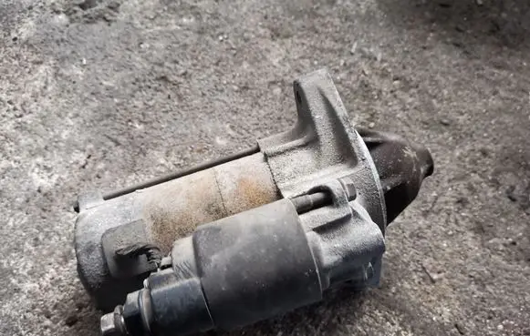 Toyota Corolla E120 E130 Starter motor