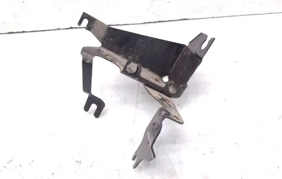 Renault Clio IV ABS pump bracket 478405541R