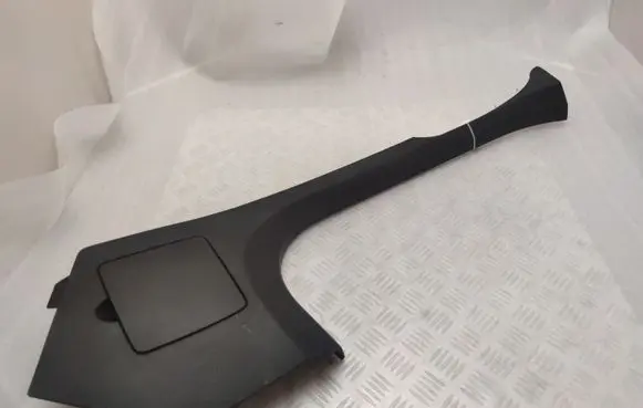 Mercedes-Benz CLS C257 Front sill trim cover A2136804900