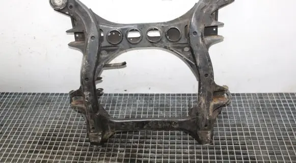 Audi Q7 4L Front subframe 7L0499030Q