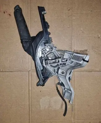 Ford Mondeo MK IV Hand brake release handle 7G912780