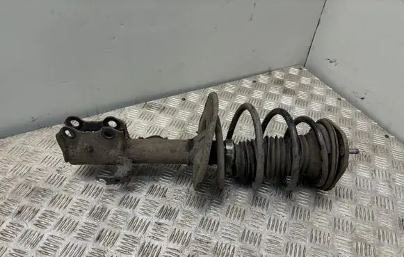 Toyota Avensis T270 Front shock absorber with coil spring