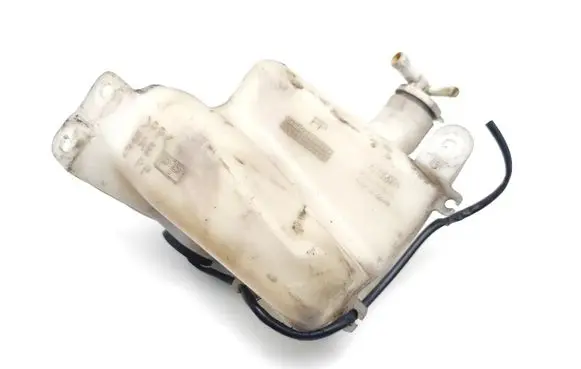Mitsubishi Montero Coolant expansion tank/reservoir 823021-079