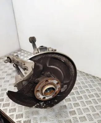 Volvo XC60 Rear wheel hub spindle/knuckle 32395004 32292413