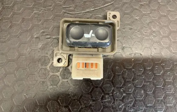 Lexus IS 220D-250-350 Seat control switch 182907