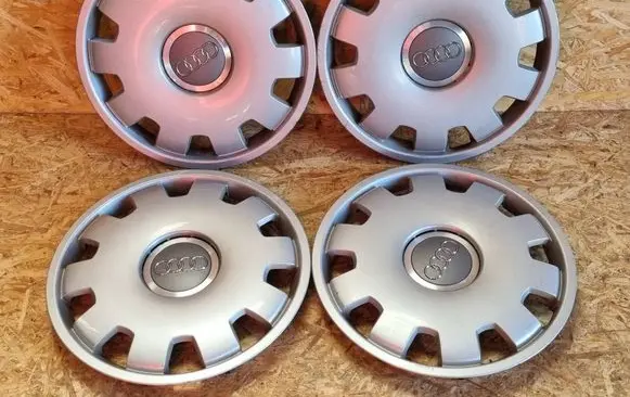 Audi A4 S4 B7 8E 8H R16 wheel hub/cap/trim 4B0601147D