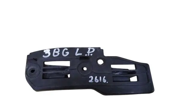 Volkswagen PASSAT B5.5 Front bumper mounting bracket 3B0807183E