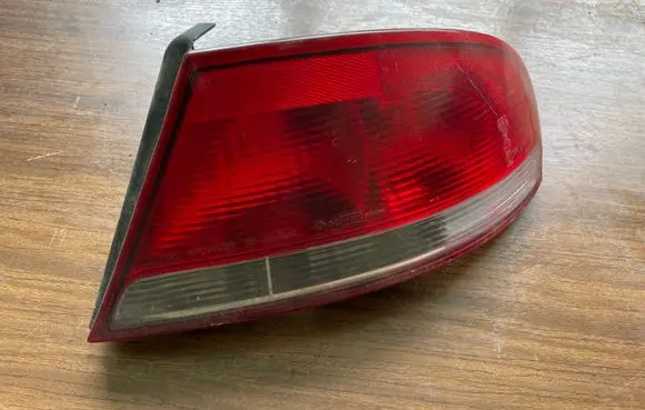 Chrysler Sebring (ST-22 - JR) Rear/tail lights
