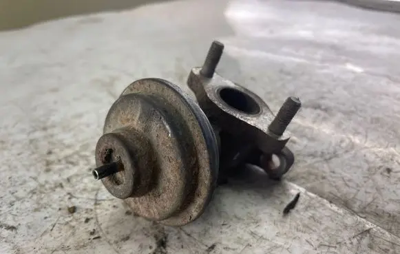 Hyundai Matrix EGR valve