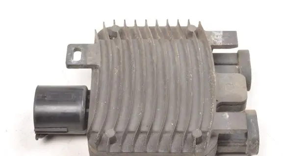Volvo XC60 Coolant fan relay 940009500