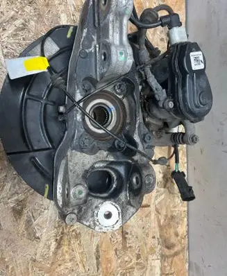 Jeep Compass Rear wheel hub 68291105AC