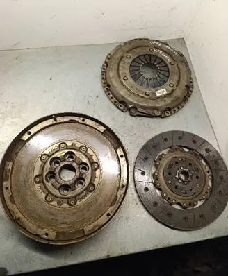 Opel Insignia A Clutch set kit 55571805 55562386