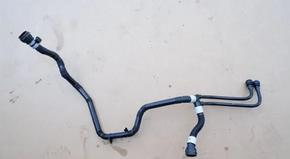 Tesla Model Y Engine coolant pipe/hose 164766200E