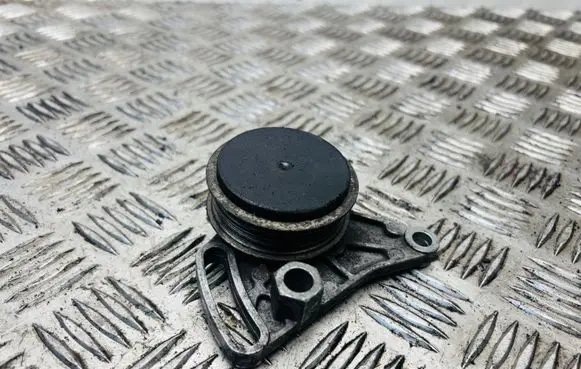 Audi A4 S4 B5 8D Air conditioning tensioner F230875