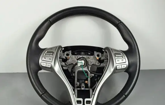 Nissan Qashqai Steering wheel 32416879A