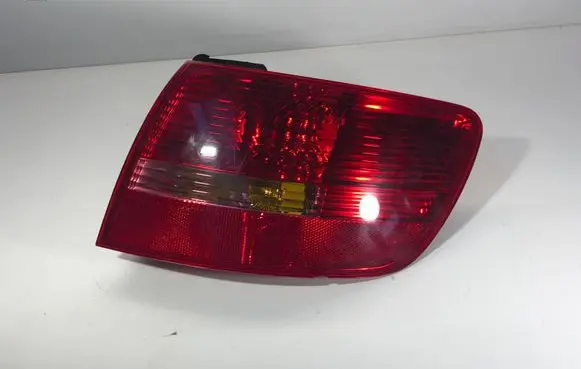 Audi A6 S6 C6 4F Rear/tail lights 89036920