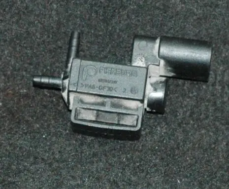 Skoda Octavia Mk2 (1Z) Turbo solenoid valve 037906283C