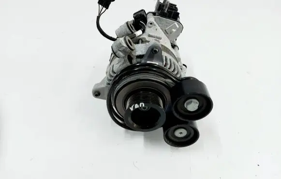 Volvo V60 Generator/alternator 32301041
