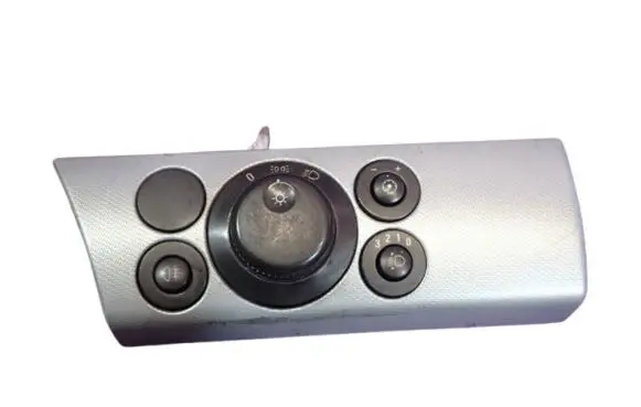 Opel Astra H Light switch