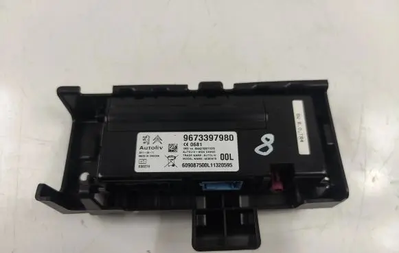 Peugeot 3008 I Bluetooth control unit module 9673397980