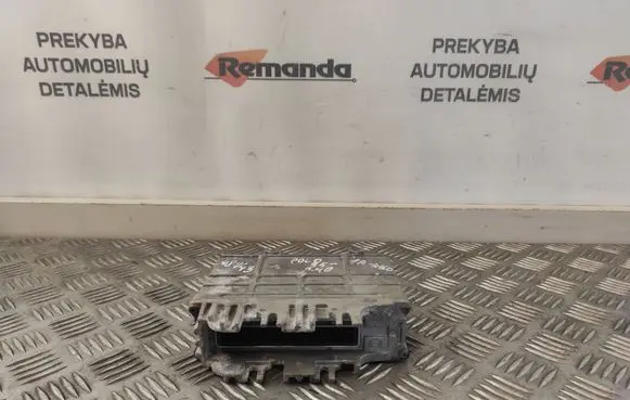 Volkswagen Polo III 6N 6N2 6NF Engine control unit/module ECU 030906026AJ