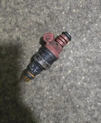 BMW 7 E38 Fuel injector 0280150778