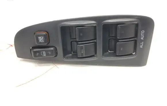 Toyota Avensis T250 Electric window control switch 84802-05210-B0