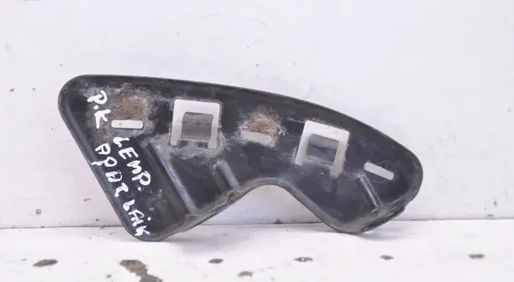 KIA Sportage Headlight/headlamp mounting bracket
