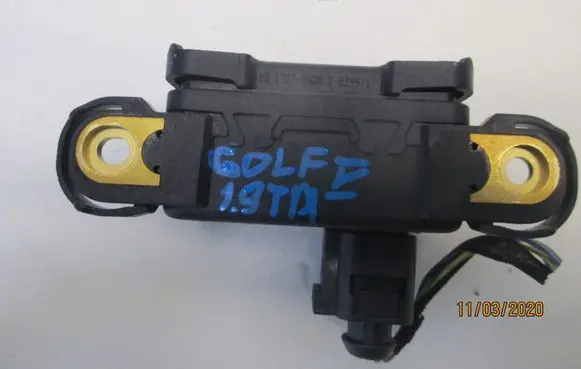 Volkswagen Golf V ESP acceleration yaw rate sensor