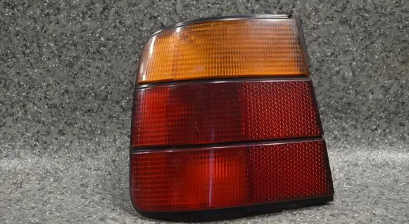BMW 5 E34 Rear/tail lights 63215R6