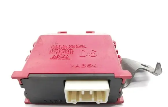 Toyota Prius (XW50) Door central lock control unit/module 8597047040