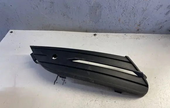 Renault Espace V (RFC) Front fog light trim/grill 622576315R