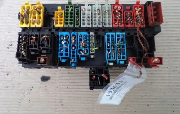 Seat Ibiza II (6k) Fuse box set