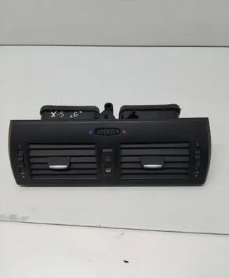 BMW X3 E83 Dash center air vent grill 3415965