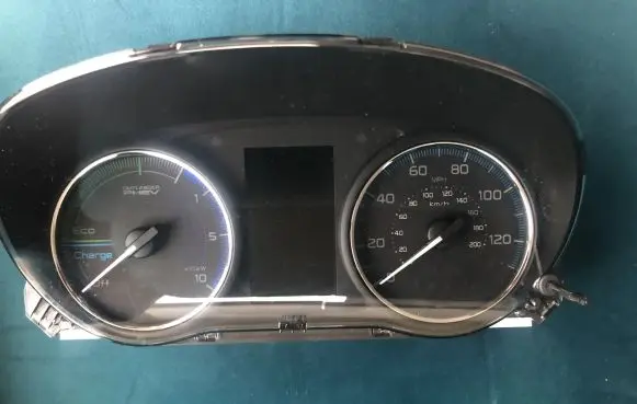Mitsubishi Outlander Speedometer (instrument cluster) 8100C659